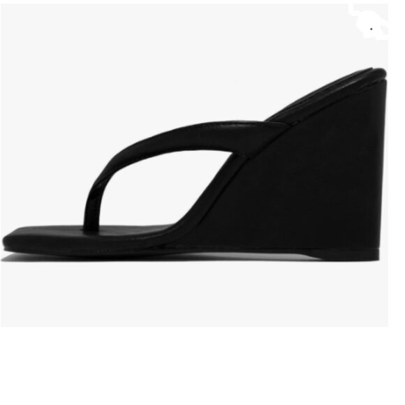 Milooey shoes Black Comfy Round Toe Flip Flops Wedge High Heels Slip On Sandals - Picture 1 of 8